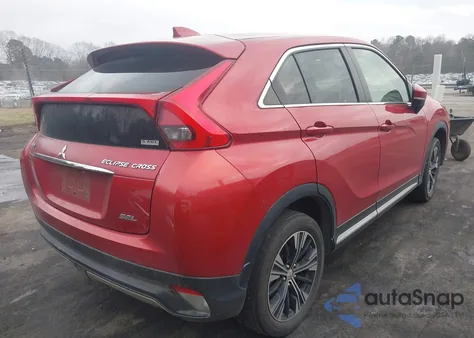 2018 Mitsubishi Eclipse Cross Se/Sel z USA, uszkodzony, nr VIN JA4AT5AAXJZ068099